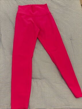 ALO Yoga Vibrant Pink High-Rise Leggings